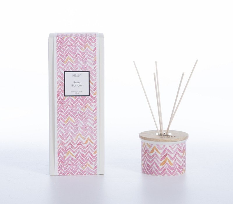 ΑΡΩΜΑΤΙΚΟ ΧΩΡΟΥ ME ΣΤΙΚΣ ROSE BLOSSOMS 200ml NEF-NEF HOMEWARE