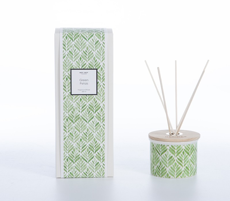 ΑΡΩΜΑΤΙΚΟ ΧΩΡΟΥ ME ΣΤΙΚΣ GREEN PETALS 200ml NEF-NEF HOMEWARE
