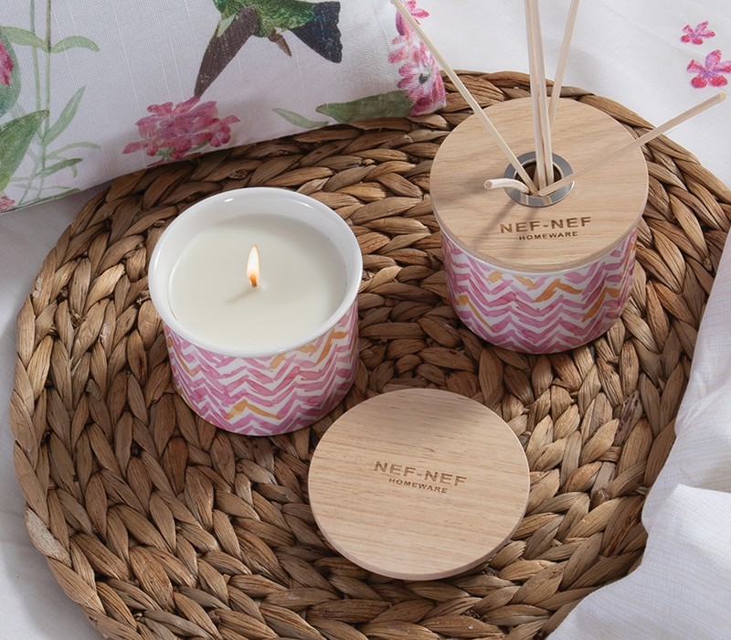 ΑΡΩΜΑΤΙΚΟ ΚΕΡΙ ROSE BLOSSOMS 200gr NEF-NEF HOMEWARE